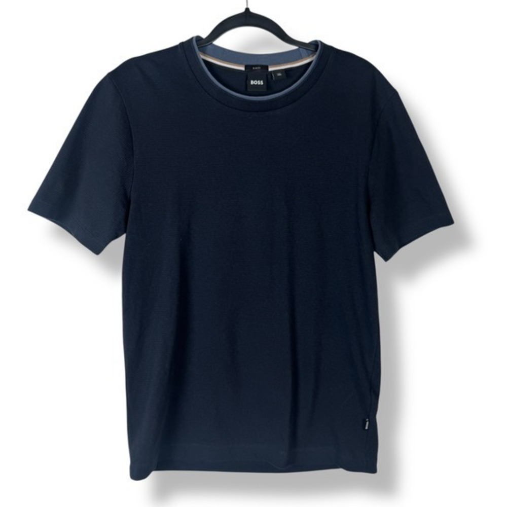 Hugo BOSS Tessler 140 Top Mens Slim Size Medium Textured Streetwear Made In Peru